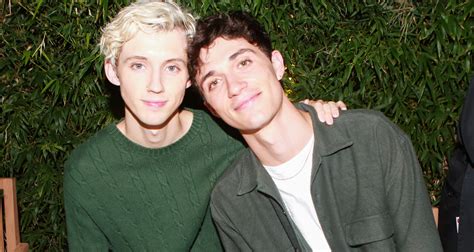 Troye Sivan & Jacob Bixenman Couple Up at Vince Men’s Fall Collection Celebration! | Alexander ...