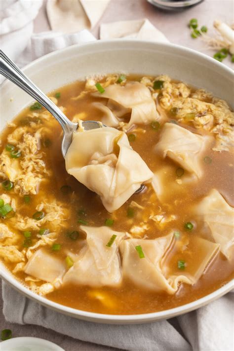 Wonton Egg Drop Soup - 40 Aprons