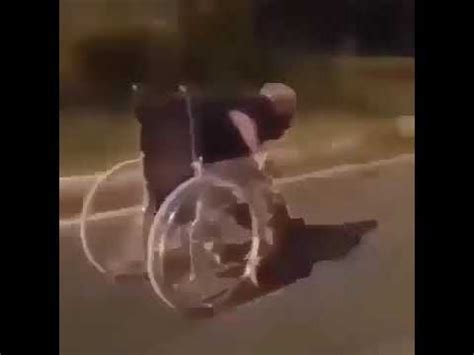 Happy wheels wheelchair guy - YouTube