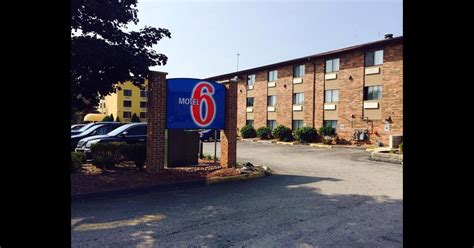 Motel 6 Glendale, WI $45 ($̶5̶8̶). Glendale Hotel Deals & Reviews - KAYAK