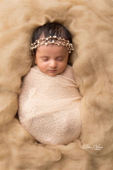 1 month newborn girl photo session | Edita photography
