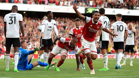 Arsenal 2-1 Fulham: Gunners keep perfect start going after Mitrovic opener