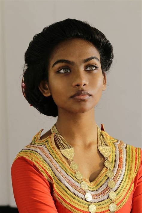 Maldivian woman in traditional clothes Black Is Beautiful, Beautiful Eyes, Beautiful Arab Women ...