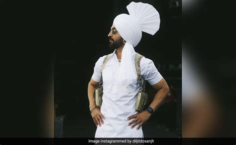 Diljit Dosanjh Grooves To Jatt Da Pyar Goriye, Rules The Stage At ...