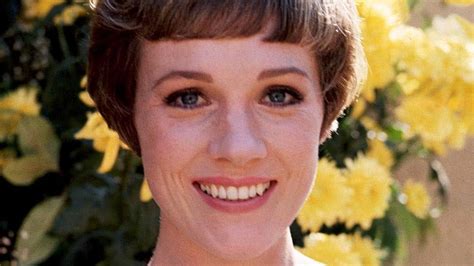 Inside Julie Andrews' Tragic And Tumultuous Childhood