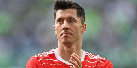 Robert Lewandowski set for move to FC Barcelona I FC Bayern