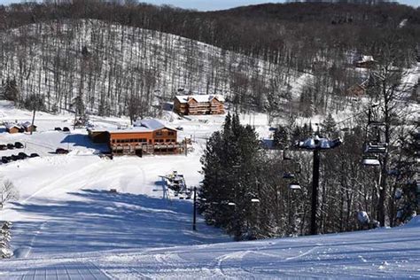 Northern Michigan Ski Resort, Snowboard Hill | Ski Brule