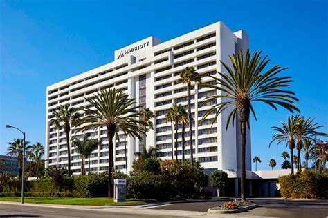 Torrance Family Hotel | Torrance Marriott Redondo Beach