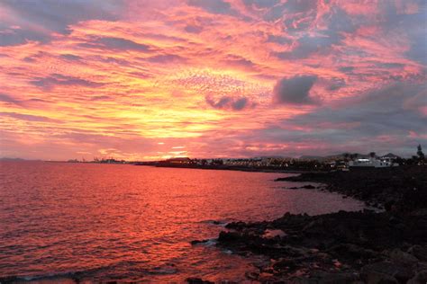 Epic sunset in Costa Teguise, Lanzarote Places To Travel, Travel Destinations, Places To Visit ...