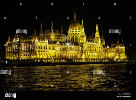 The Parliament Building , at night, Budapest Stock Photo - Alamy