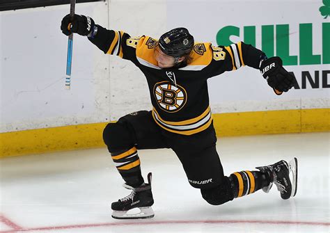 Pastrnak Bruins - With David Pastrnak And Ondrej Kase Missing Questions ...