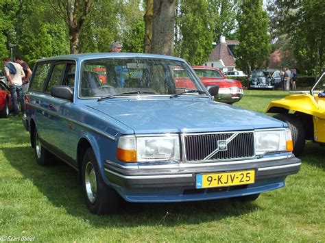 1987 Volvo 240 GL UK-versie | 12-5-2018 | peterolthof | Flickr