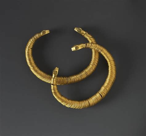 All That Glitters: Gold Jewelry in Ancient Egypt | DailyArt Magazine