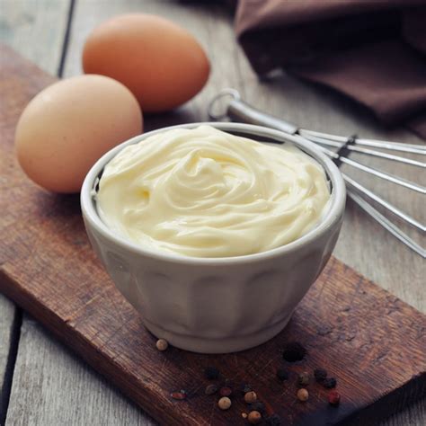How to Make a Mayonnaise Hair Mask | Taste of Home
