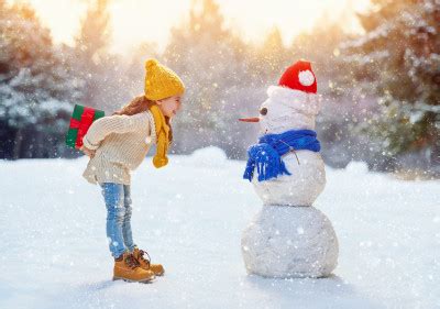 Playing With A Snowman jigsaw puzzle in People puzzles on TheJigsawPuzzles.com (#6680505)