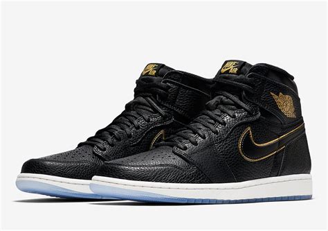 Air Jordan 1 Black and Gold Tumbled Leather Official Images 555088-031 | SneakerNews.com