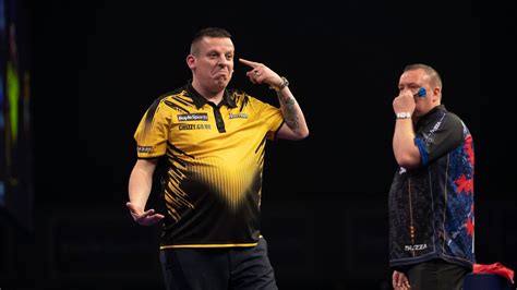 World Grand Prix: Michael van Gerwen faces Dave Chisnall in Saturday's final | Darts News | Sky ...