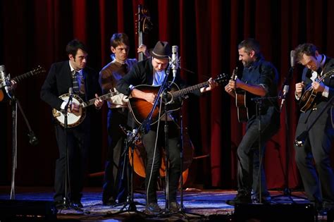 Carey Mulligan, Oscar Isaac and Marcus Mumford perform for Inside ...