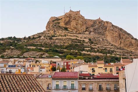 A Photographic Journey through Alicante’s Old Town - Brogan Abroad ...