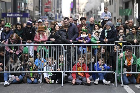 Tens of thousands flock to NYC St. Patrick's Day parade