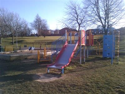 Ruskin Park playground - Public Playgrounds on Waymarking.com