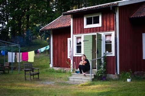 A lot of houses in Sweden are red - Study in Sweden