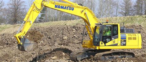 Komatsu PC210-11E0 Bagger technische Daten (2015 - 2021) | Bagger | LECTURA specs | LECTURA Specs