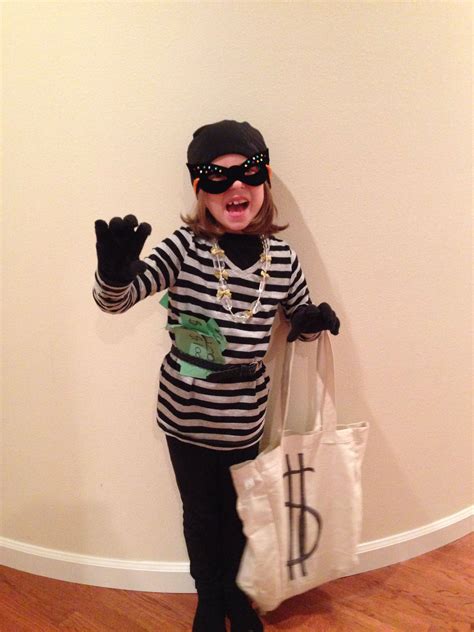 Robber | Burglar costume, Costumes, Robber costume