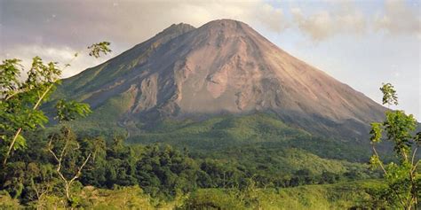 Arenal Volcano National Park Half-Day Hike | GetYourGuide