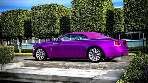 Pink Rolls Royce - Pink Choices