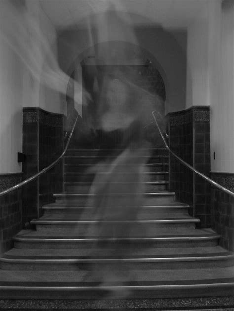 Pin by Jacklin Alexander on Ghosts (real & fake) | Ghost pictures, Ghost sightings, Ghost