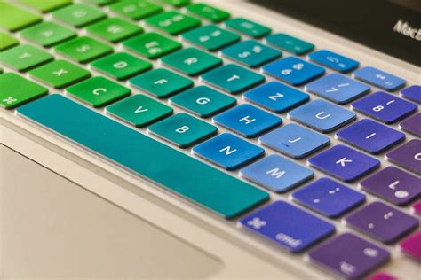 Online crop | HD wallpaper: mac, keyboard, computer, apple, office, work, workplace, desk ...