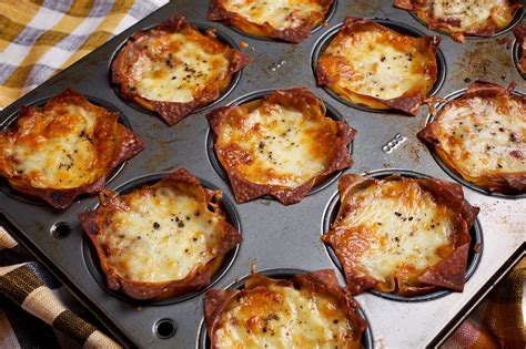 Lasagna cups, mini meatloaves and other clever ways to use your muffin pan | Lasagna cups, Mini ...