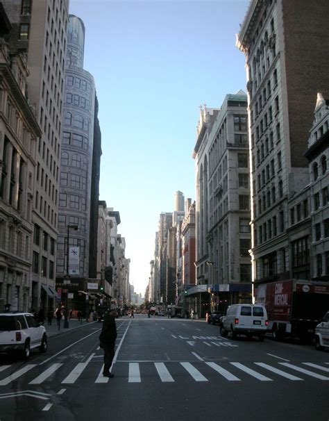 9 best One Point Perspective images on Pinterest | One point perspective, City and New york city