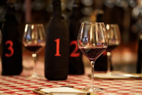 Rubino Estates Winery - Blog - A Guide to Blind Wine Tasting