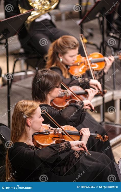 Violin Group of Orchestra Plays Editorial Photography - Image of skill, music: 105932567