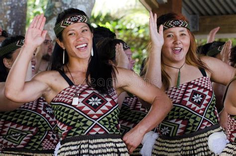 Jour De Waitangi Et Festival - Jour Férié 2013 De La Nouvelle Zélande Image stock éditorial ...