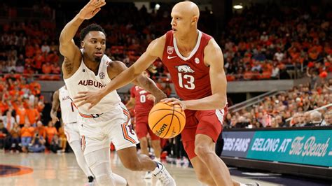 Auburn basketball has 45% chance to beat Arkansas on Thursday