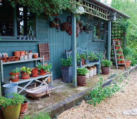 A year-round country garden | Period Living | Gardening | Pinterest ...