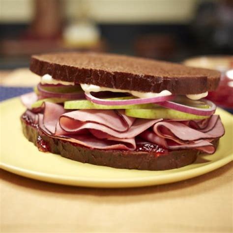 MIRACLE WHIP Ham on Dark Rye Recipe