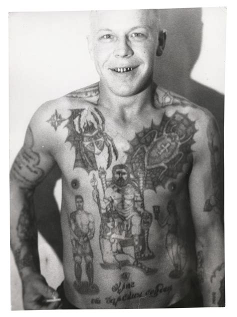 Russian criminal tattoos – in pictures | Tatuaje criminal ruso, Tatuaje criminal, Hermosas casas ...