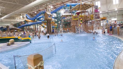 Which Indoor Water Park in the Poconos Is Best for Your Family? - Mommy Nearest