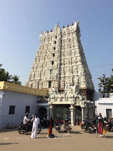 Suchindram Thaumalayaswamy Temple | Street view, Kanyakumari, Views