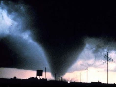 World's Biggest Tornado Records - YouTube