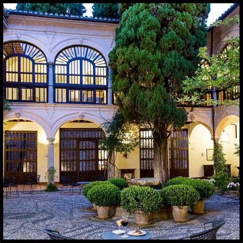 Parador de Granada - Historic Hotel - 5*