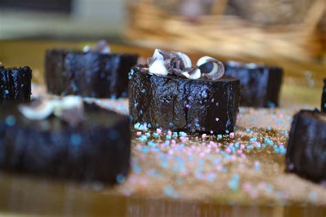 Dark Chocolate Jello Shots [Recipe Redux] | Fresh Fit N Healthy