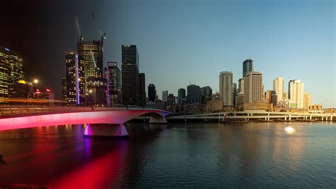 Victoria Bridge day to night. : r/brisbane