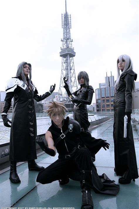 Final Fantasy VII cosplays by *Yukilefay | Final fantasy cosplay, Video ...