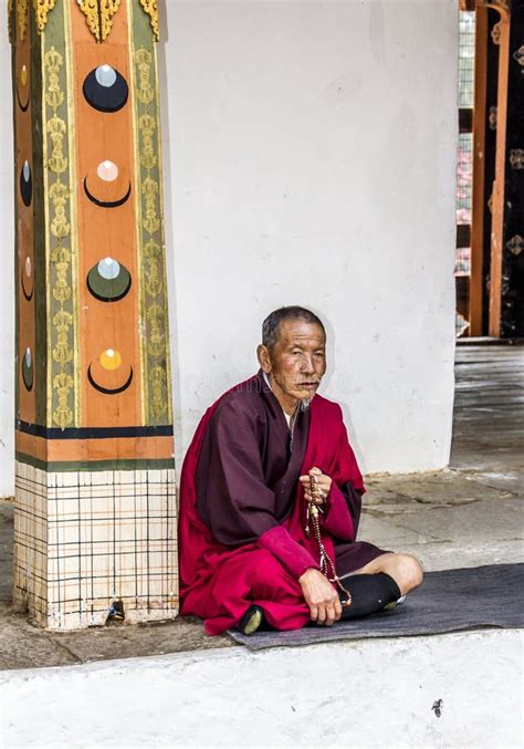 Monk in the dzong editorial photography. Image of dzong - 42279332