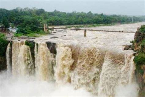 Entry to Gokak Falls and Nandi hills in Karnataka banned on weekends